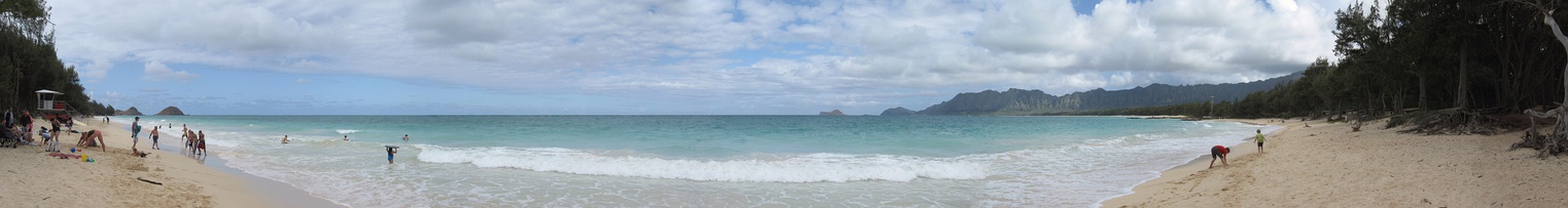  A panorama of the northern section of Bellows Beach. Antenna installation on the right marks the beginning of the southern section of the beach