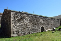 St. Hripsime Church, Mujumbar.