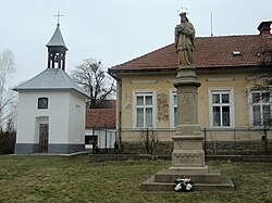 Chapel and statue of Saint John of Nepomuk