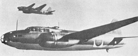 Торпедоносцы «Тип 1» в полёте строем