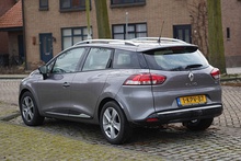 Pre-facelift Clio Hatchback (rear)