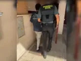 Momento de la detención del presunto autor en Tarazona.