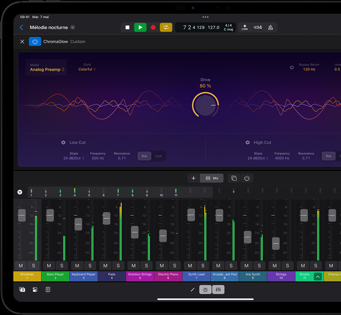 orientation paysage, iPad Pro, écran affichant les curseurs de mixage sur un projet musical