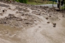 Հորդառատ անձրևների պատճառով փլուզվել է Խոտ-Որոտան այլընտրանքային ճանապարհի մի հատվածը, վնասվել են խմելու ջրի խողովակները․ Լուսանկարներ
