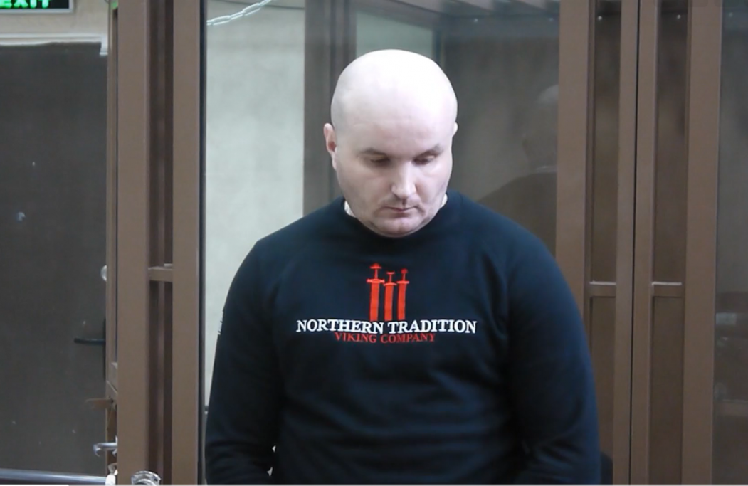 Сыктывкарца наказали за демонстрацию запрещенной татуировки в фитнес-центре