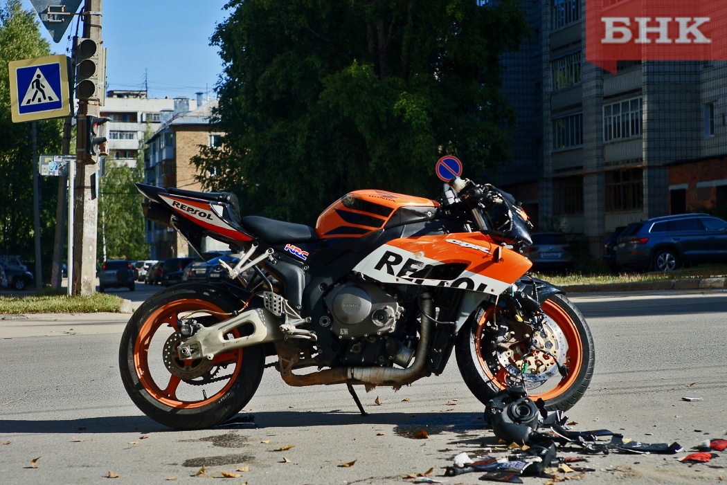 Тест БНК: какие правила должны соблюдать мотоциклисты?