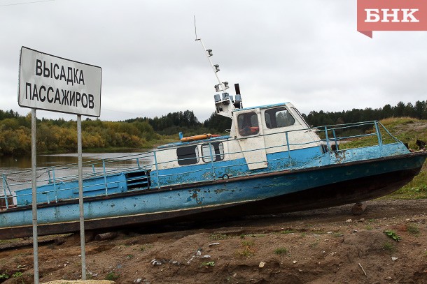 В Печорском районе на судах нелегально перевозят людей