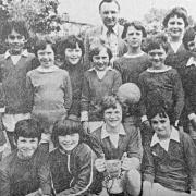 Llanrhaeadr Primary School football team luine up in 1976.