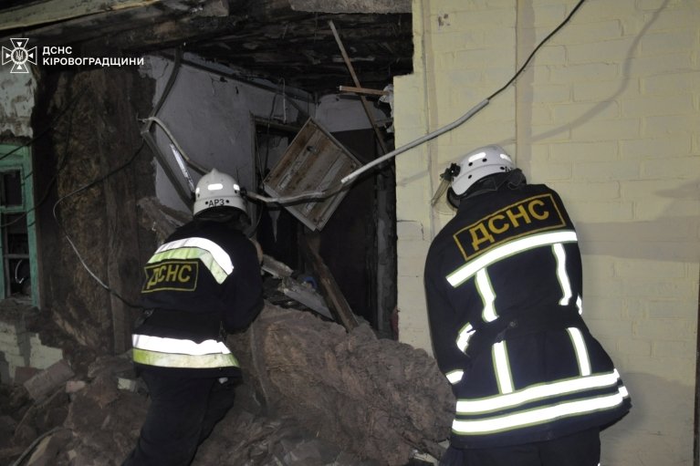 В Кропивницком произошел взрыв газа: пострадали двое детей, разрушена часть дома (ФОТО)