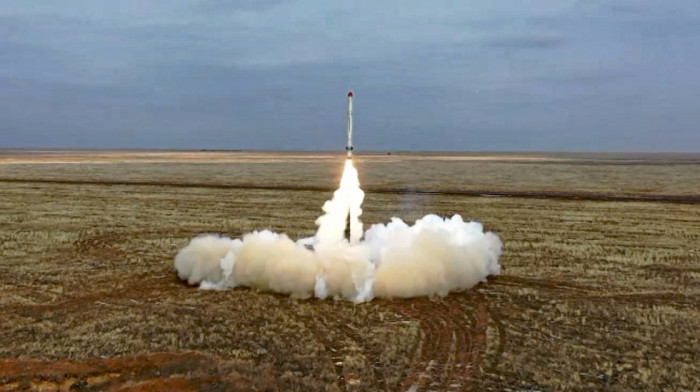 Rusija počela prvu fazu vežbe za primenu nuklearnog oružja: Obuka se vrši na raketnom sistemu "iskander" i "kinžalima"