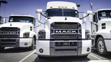White Mack Trucks