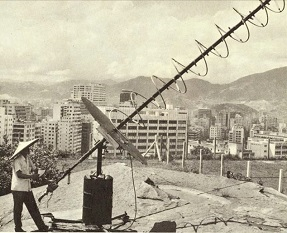 Observatory staff using home-made antenna to receive satellite pictures at King’s Park in the mid-1960s