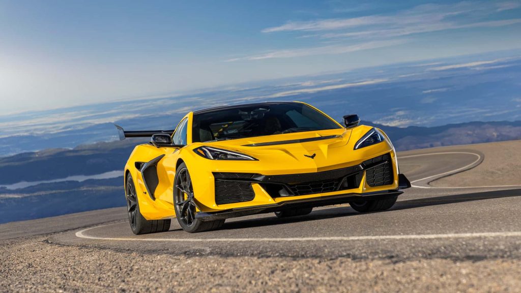 Chevrolet Corvette ZR1: Επίδειξη αμερικανικής δύναμης