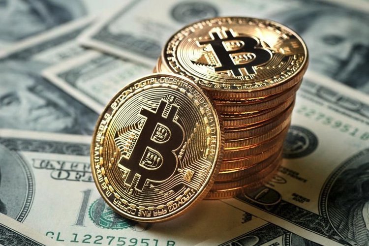 Bitcoin упал ниже 30 000 долларов. Такой дешёвой криптовалюта не была с начала года