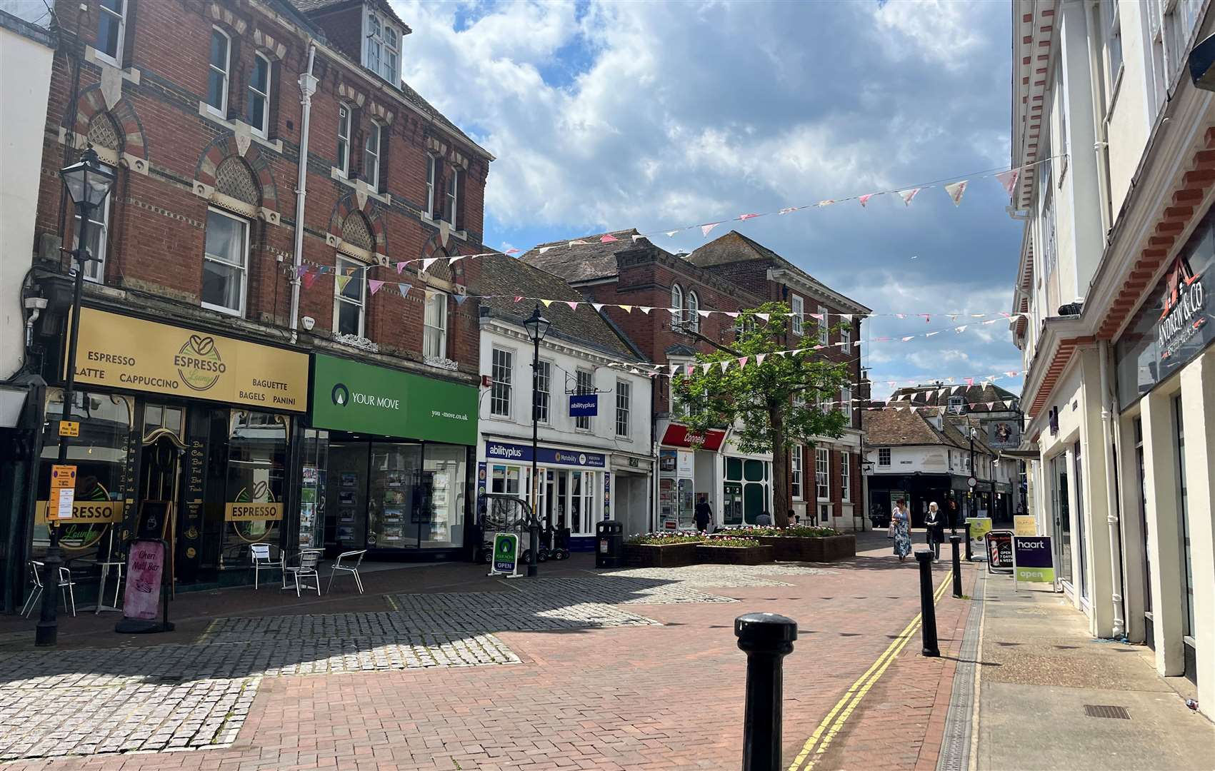 Ashford Borough Council says it offers an ‘Ashford Town Centre Business Grants’ scheme to help revitalise the town