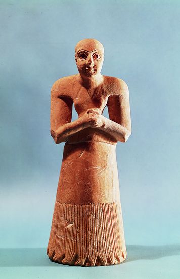 Sumer, statuette en calcaire