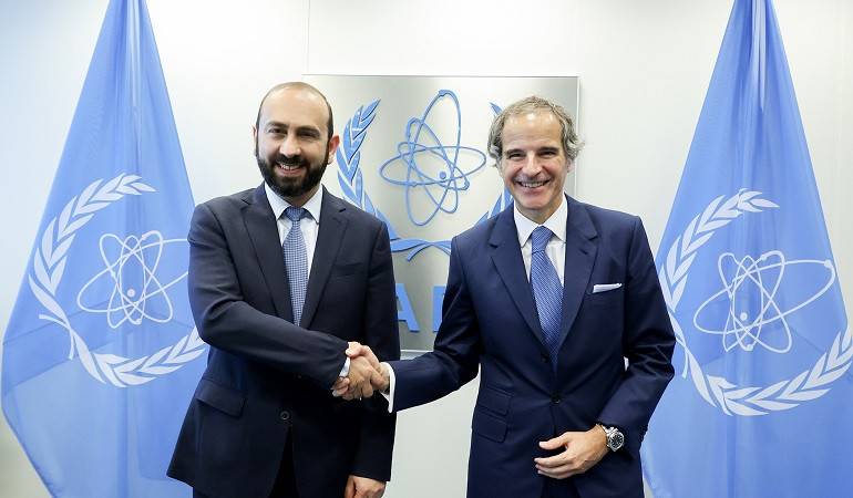 Meeting of the Foreign Minister of Armenia and IAEA Director General