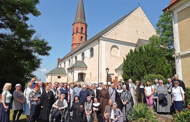 Uczestnicy pielgrzymki do Grodowca