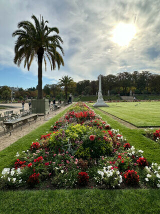 En été dans le Jardin du Luxembourg, Paris 6e (75)