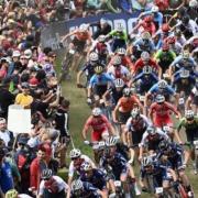 Cyclists in action (credit SWPix.com)