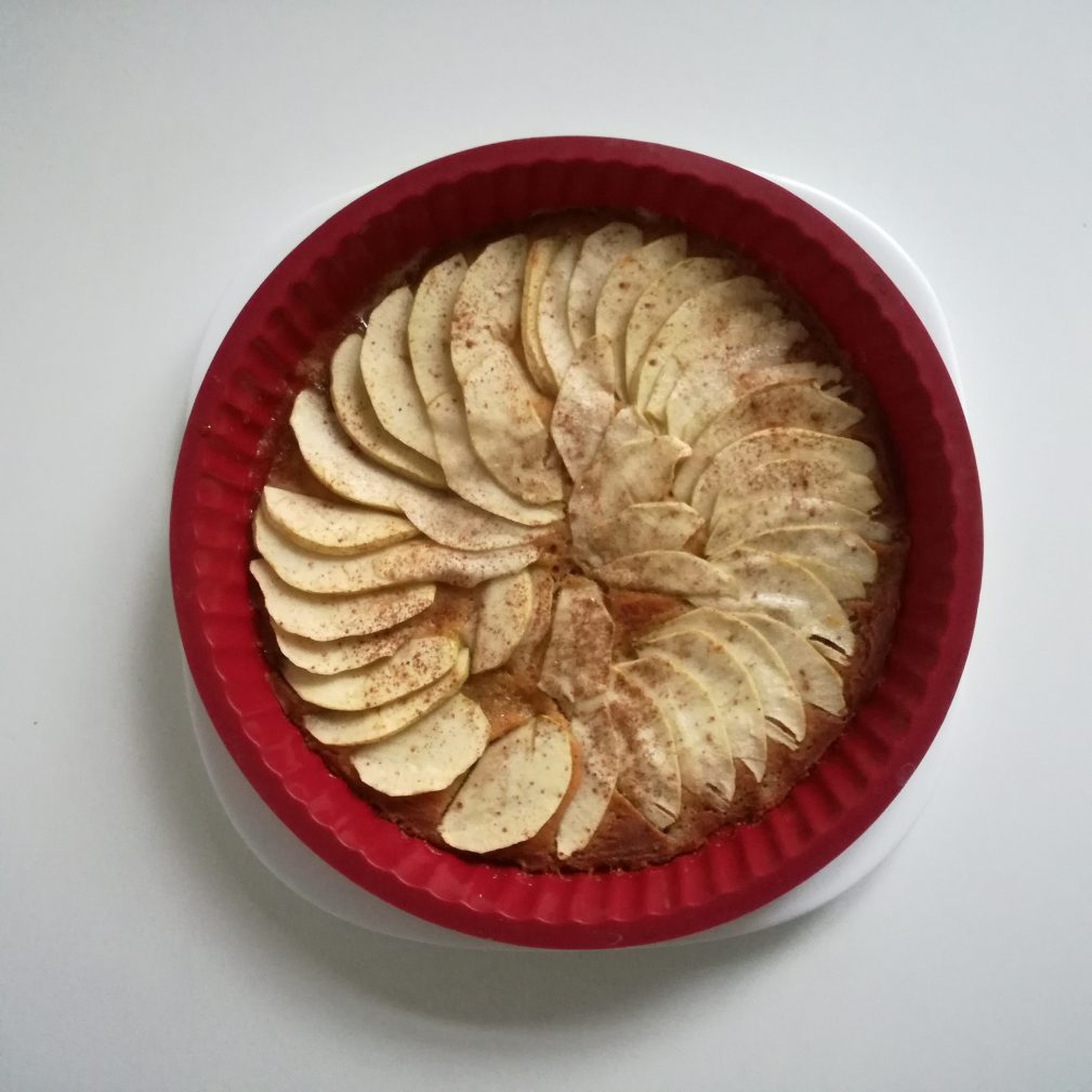 Фото рецепта - Яблочный тарт с корицей - шаг 7