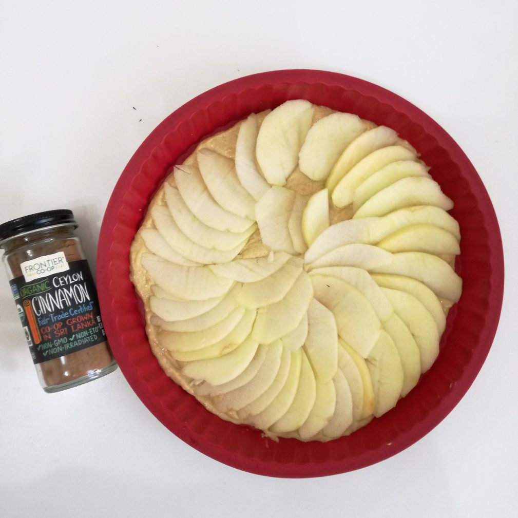 Фото рецепта - Яблочный тарт с корицей - шаг 5