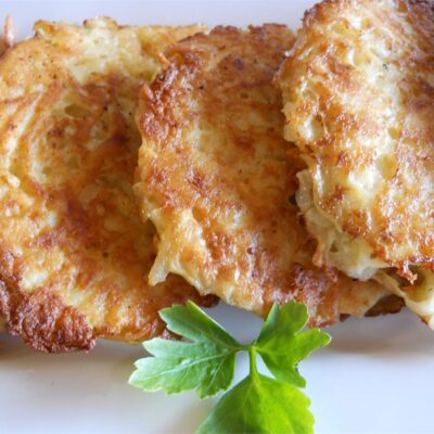 Картофельные котлеты с сыром - рецепт с фото