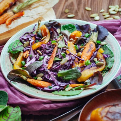 Салат из красной капусты и запеченной моркови - рецепт с фото