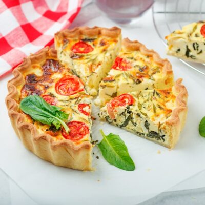 Пирог со шпинатом и сыром фета (тарт) - рецепт с фото