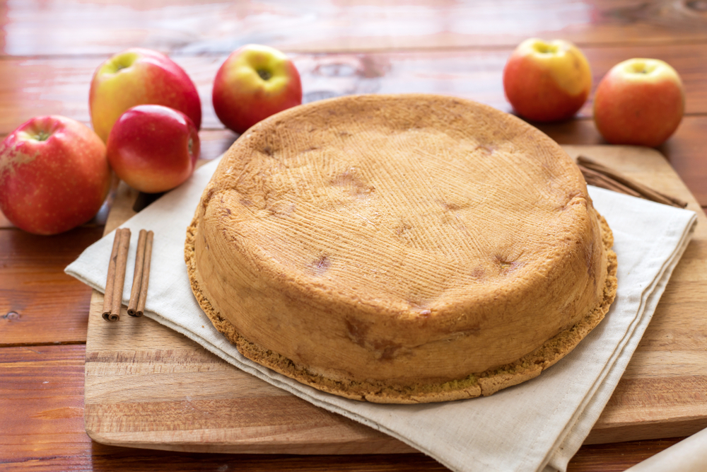 Фото рецепта - Яблочный пирог (Шарлотка) - шаг 7