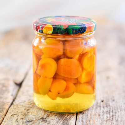 Консервированные абрикосы - рецепт с фото