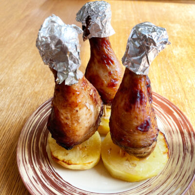 Запеченные куриные ножки с картофелем - рецепт с фото