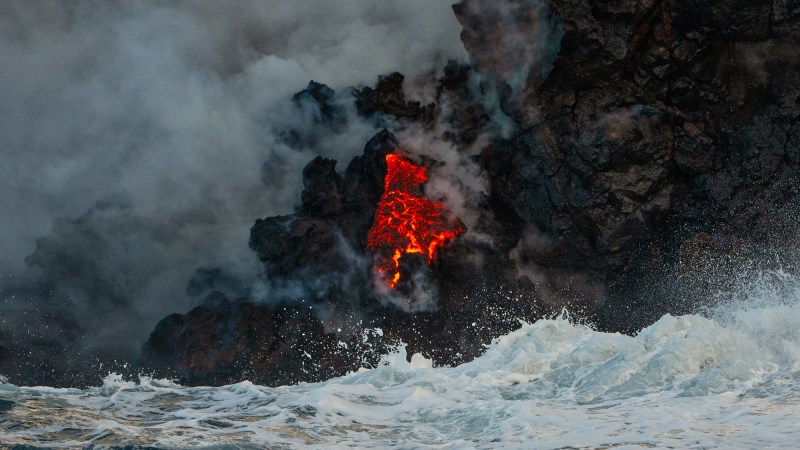 Buildup of gas caused Kīlauea to erupt like a stomp-rocket