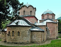 Церковь св. Апостолов (1250) и ц. вмч. Димитрия (1317–1324). Фотография. 2005 г. Фото: А. Ю. Виноградов