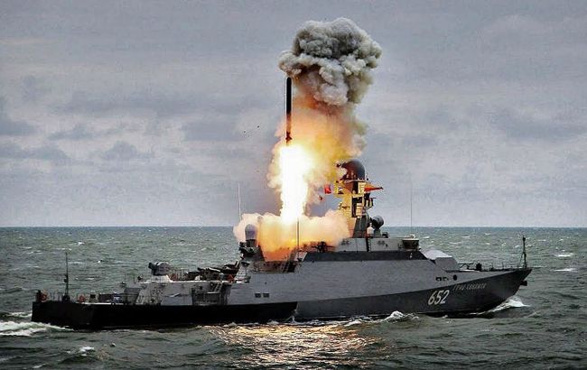 У ВМС розповіли, чи вивела РФ ракетоносії в море