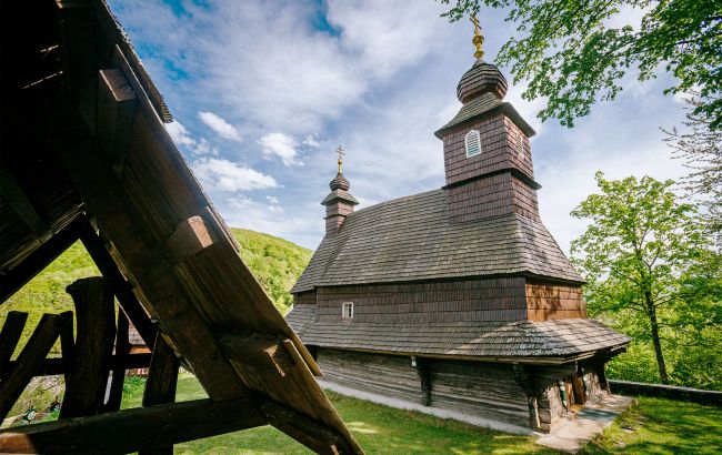 Унікальна локація. Чому варто відвідати найменше село у горах Закарпаття