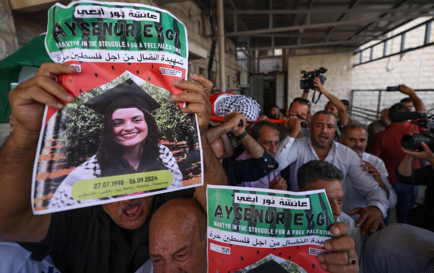 Ayşenur Ezgi Eygi funeral procession