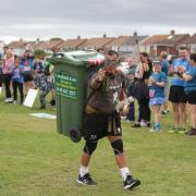 Runners taking part in the tribute run for Sam Wealleans who sadly collapsed and died during the Great North Run 2024