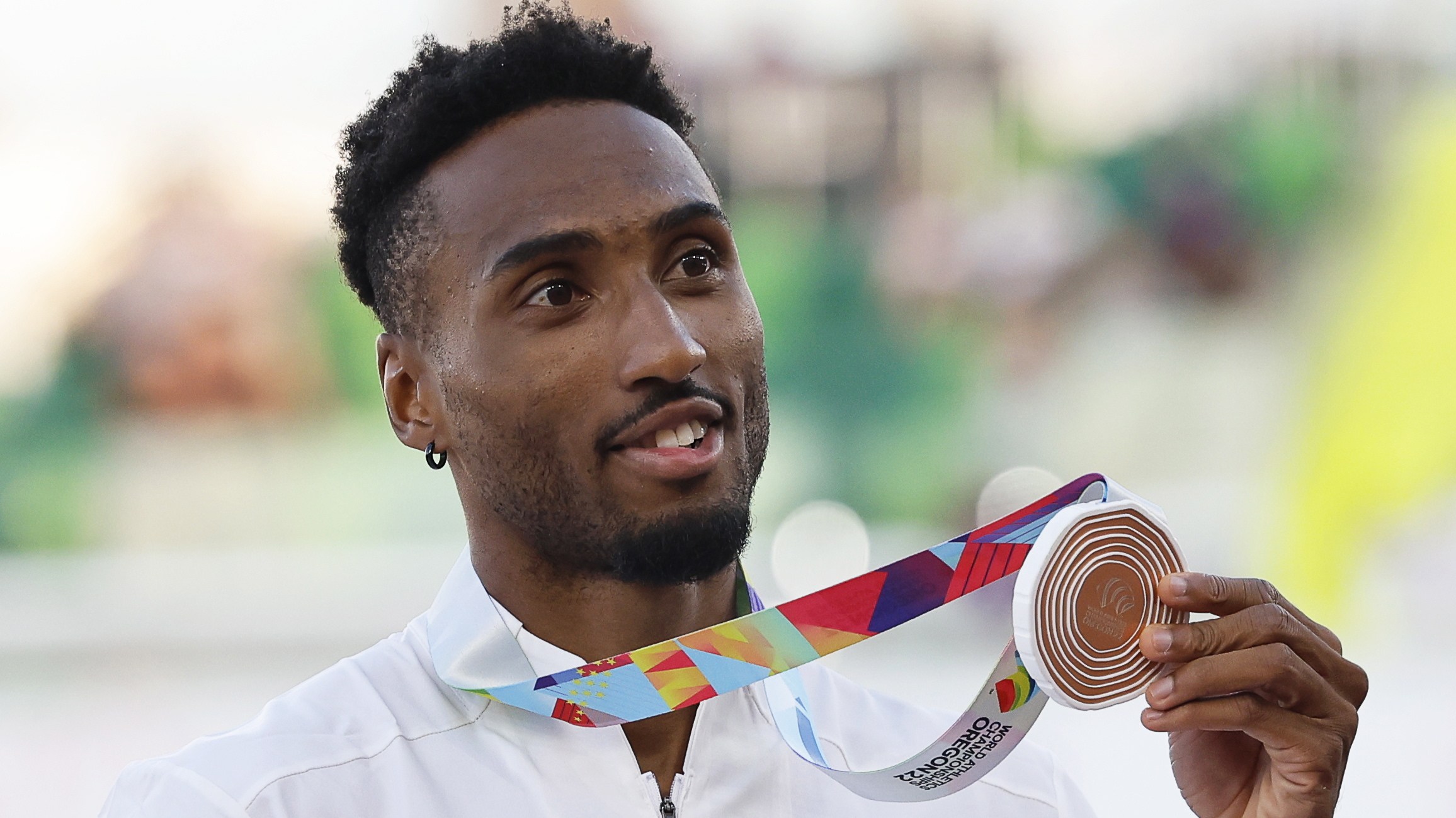 Hudson-Smith overcomes suicide attempt to win world 400m bronze