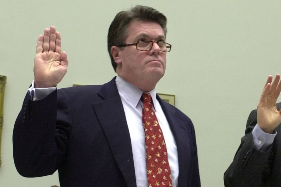 Quinn is sworn in during a hearing about the pardon in 2001