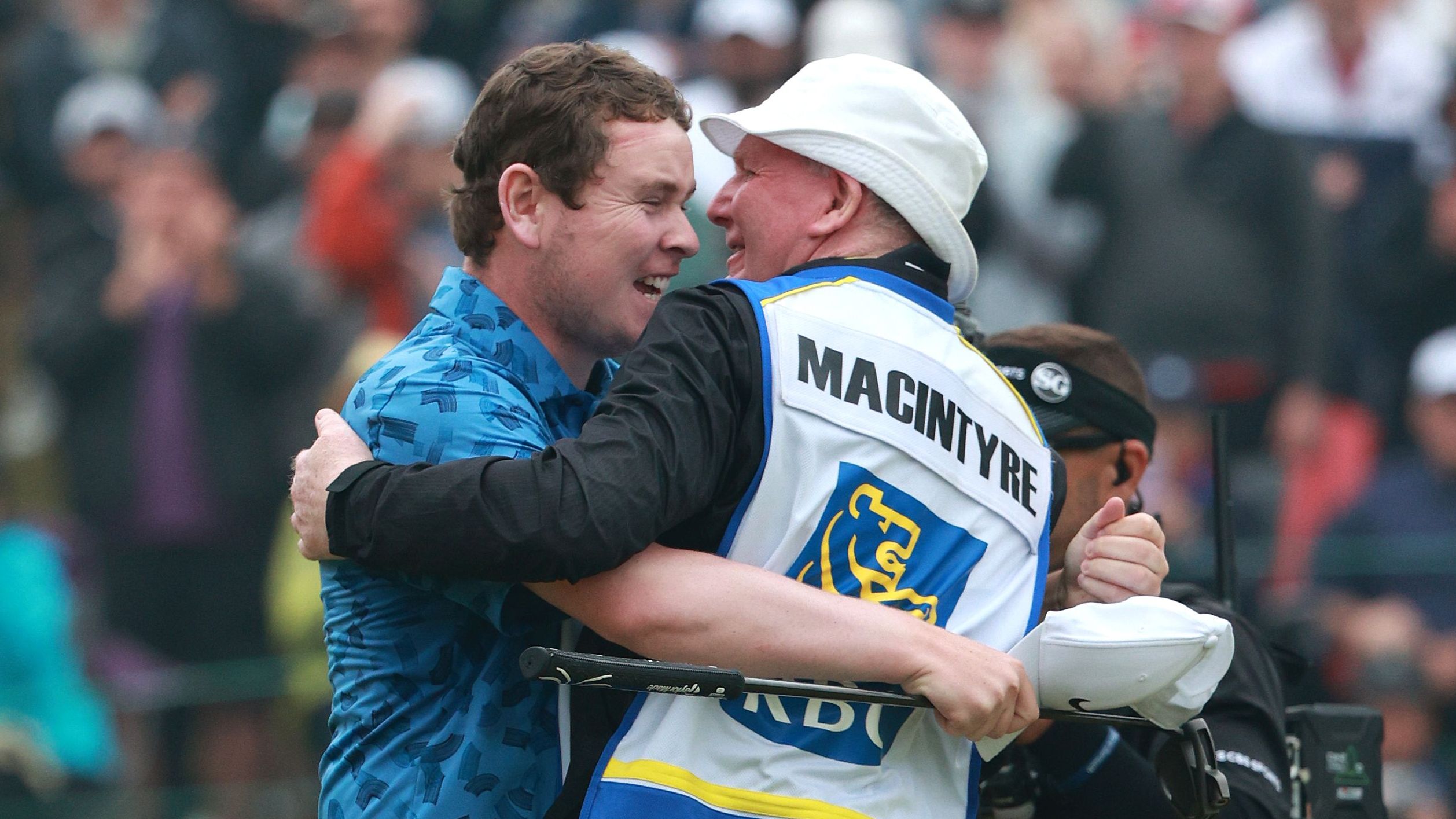 Robert MacIntyre won the Canadian Open on Sunday, with his father, Dougie, acting as his caddie