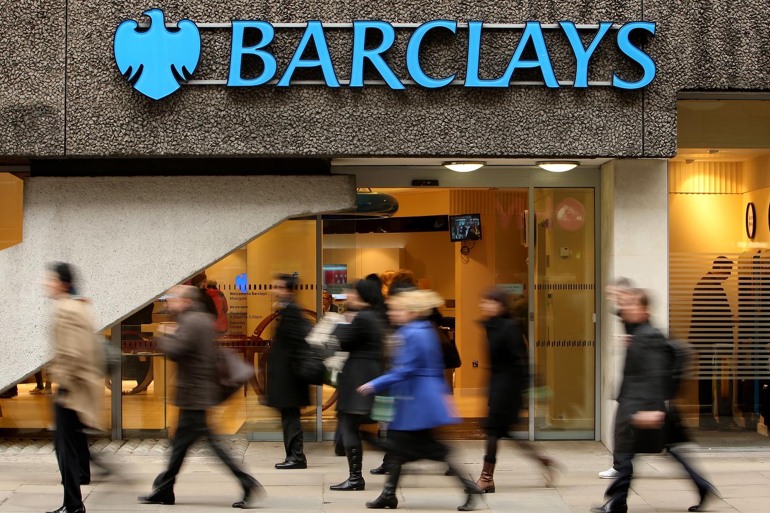 Half a million small shareholders in Barclays are set to receive about &#163;165 if they chose not to buy more shares