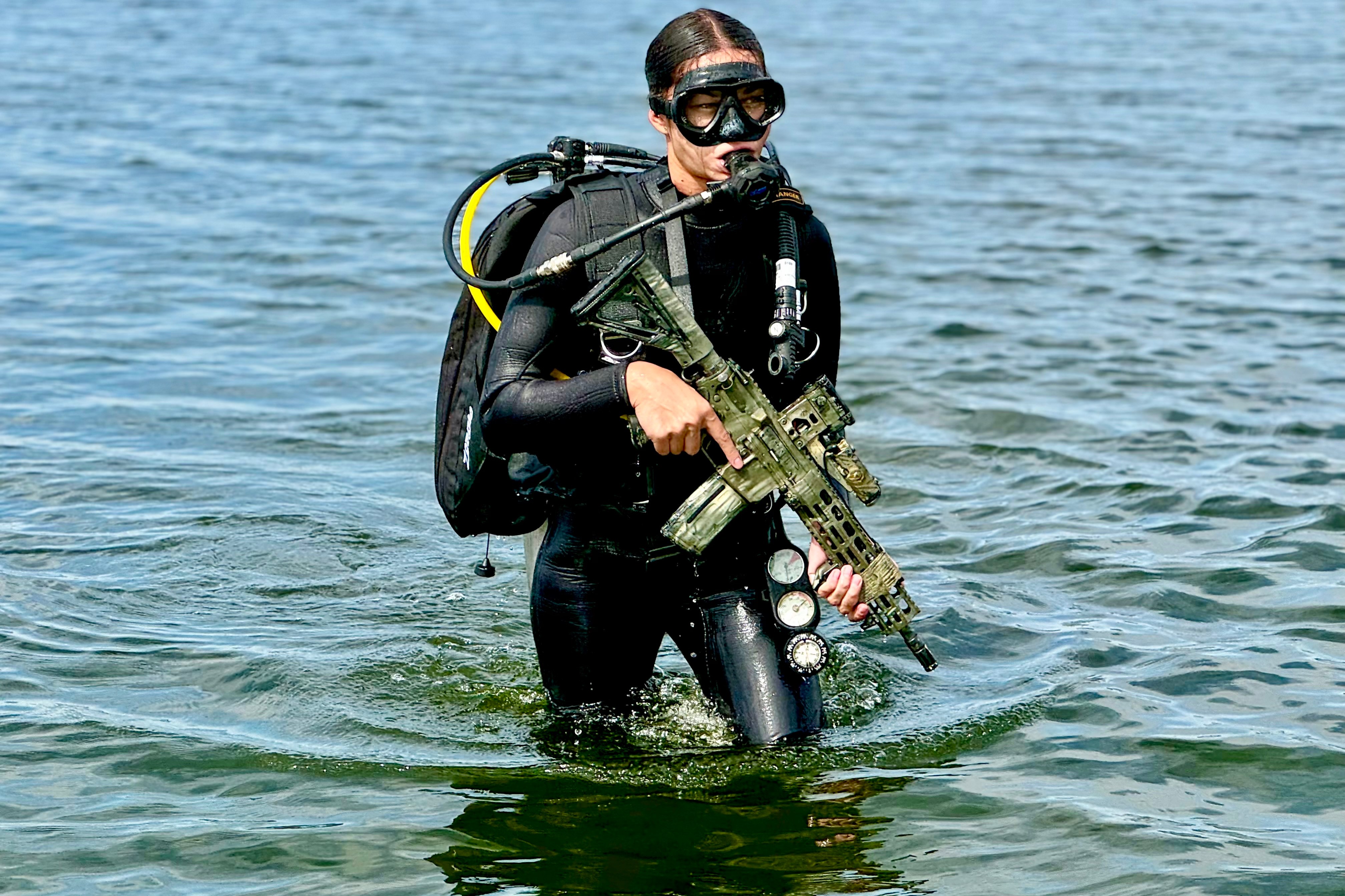 Ukraine’s western-trained ‘navy seals’ unleash destruction