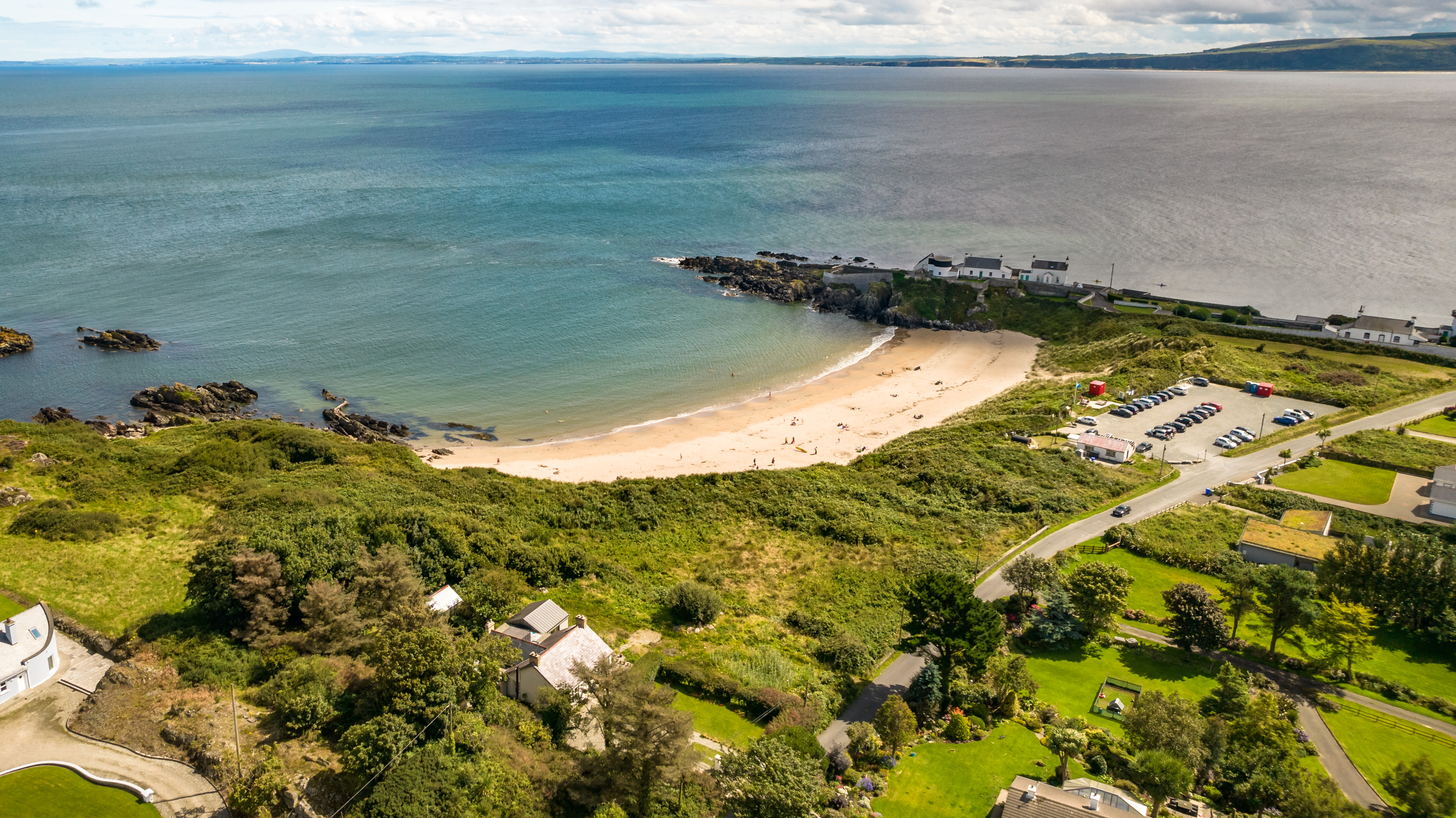 Bay Cottage in Shrove, near Inishowen, overlooks Stroove Beach