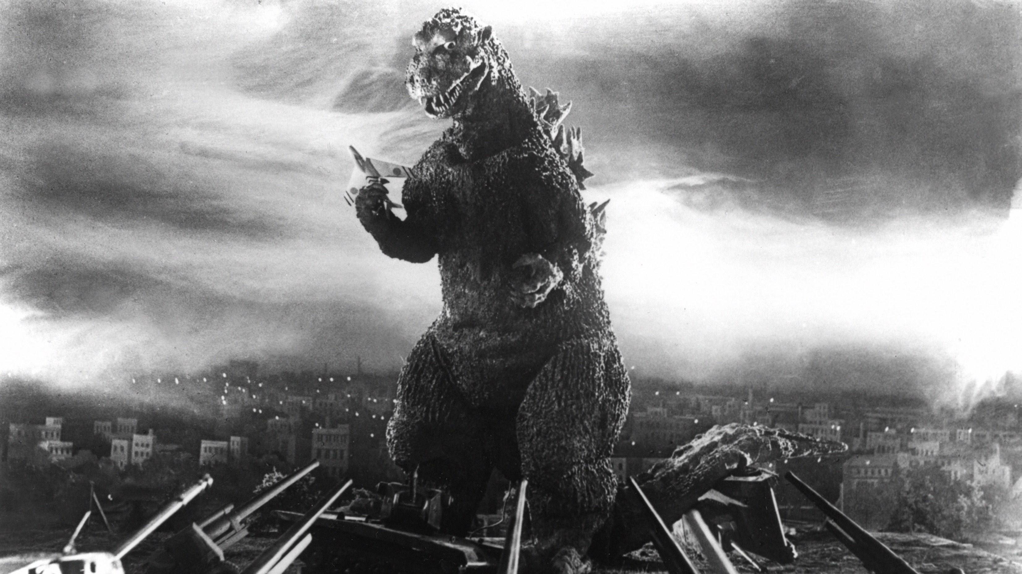 Q15: Which movie monster is this?