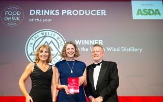 In the Welsh Wind co-owner and director Ellen Wakelam (centre) with sponsor David Barwell, ASDA’s senior director retail operations (Wales) and awards host Sian Lloyd.