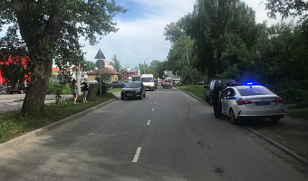 В Туле автоледи на Lada Vesta сбила девочку-подростка на улице Болотова