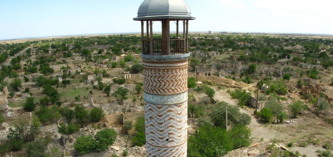 Ermənistan işğalı və xarabalığa çevrilmiş Ağdam  şəhəri