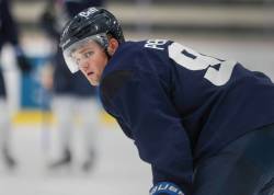 Ruth Bonneville / Free Press
                                Winnipeg Jets forward Cole Perfetti is back on the ice with teammates during practice at Hockey For All Centre, Tuesday. The 22-year-old signed a two-year bridge deal that carries an average salary of US$3.25 million.