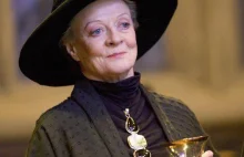 Dame Maggie Smith nie żyje.